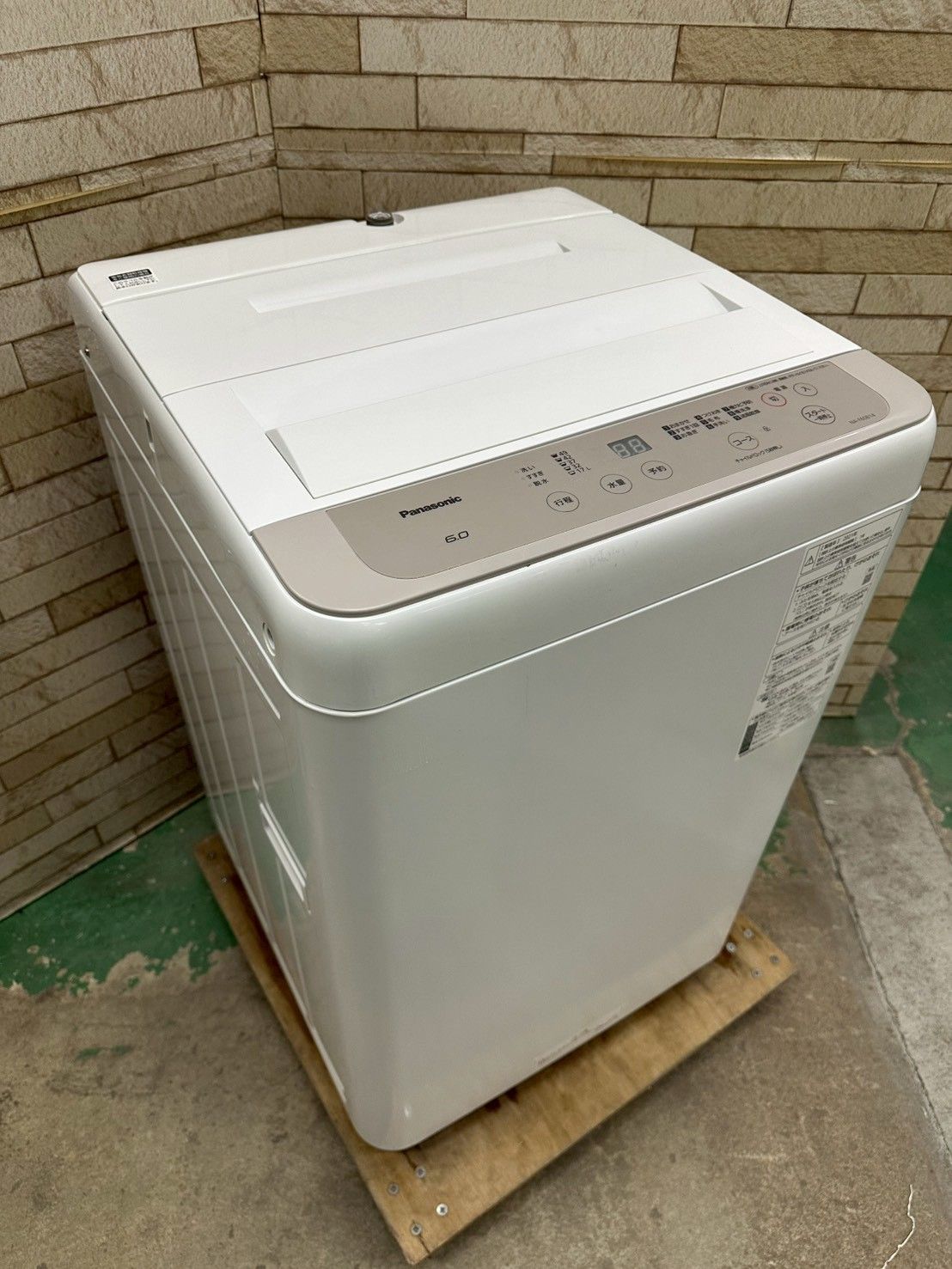 大阪送料無料★3か月保障付★洗濯機★2021年★NA-F60B14★SS-286 大阪送料無料☆3か月保障付き☆洗濯機☆パナソニック☆6kg☆2021年☆NA