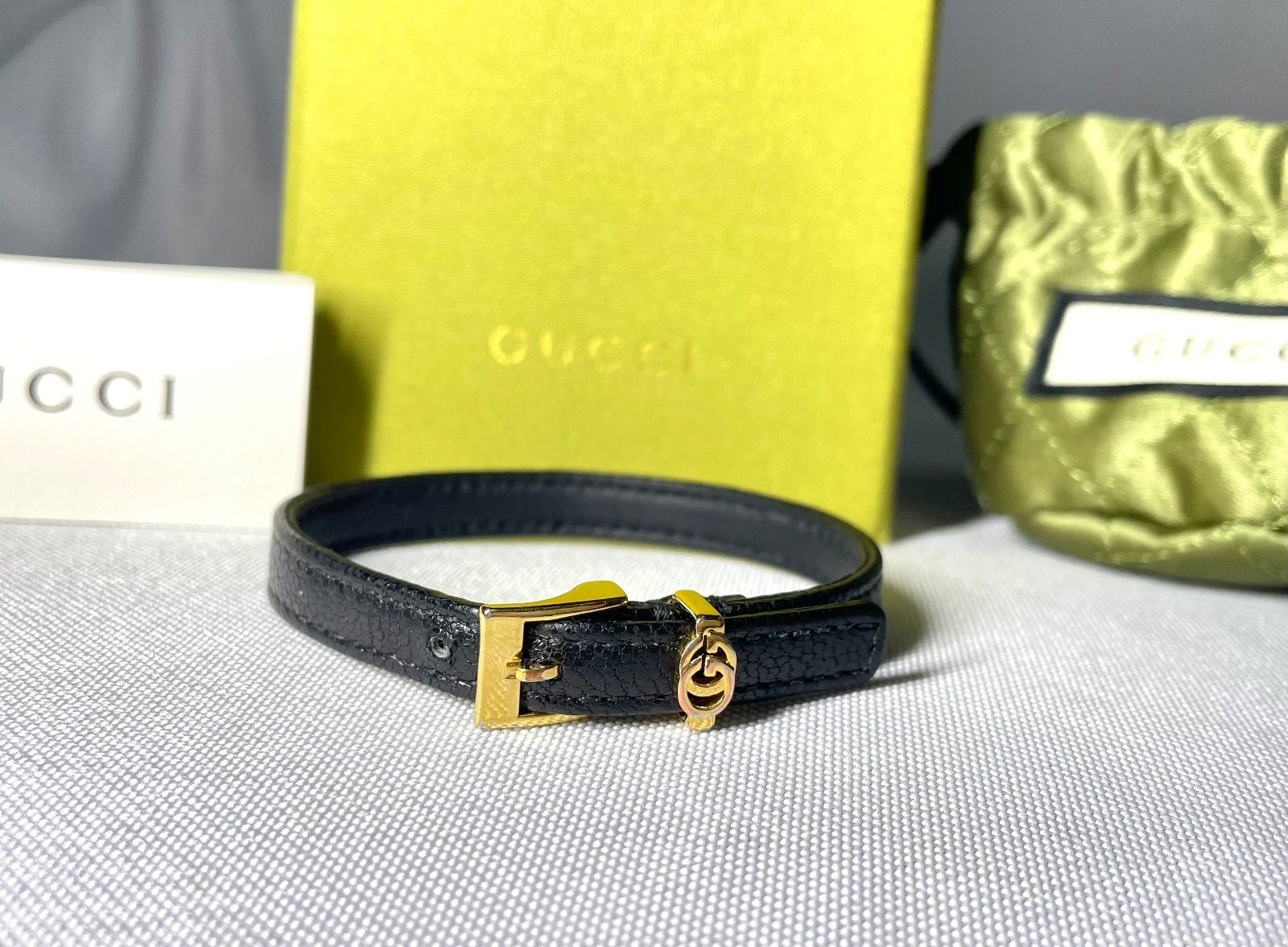 GUCCI グッチ インターロッキングG 金具 レザーブレスレット 黒 金 ブラック ゴールド 17 18 cm 男女兼用 付属あり