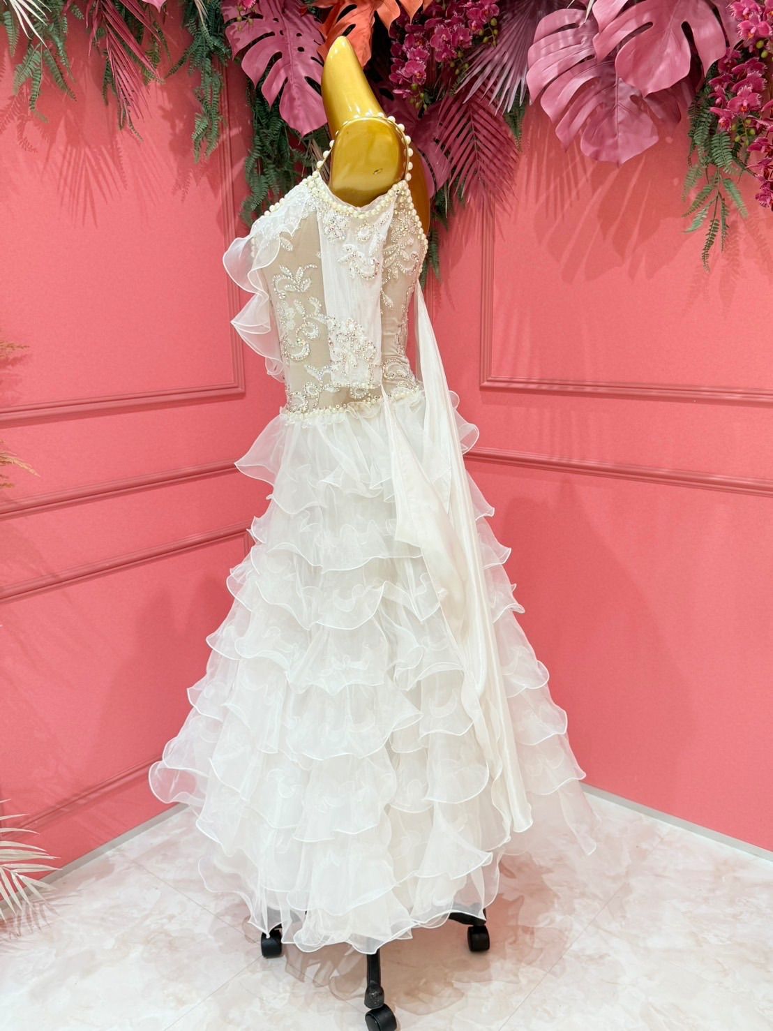 社交ダンス　ドレス　ジャンティ　ホワイト　カラフル　スタンダード 社交ダンス gentil ジャンティ 白 ホワイト スタンダードドレス サイズ