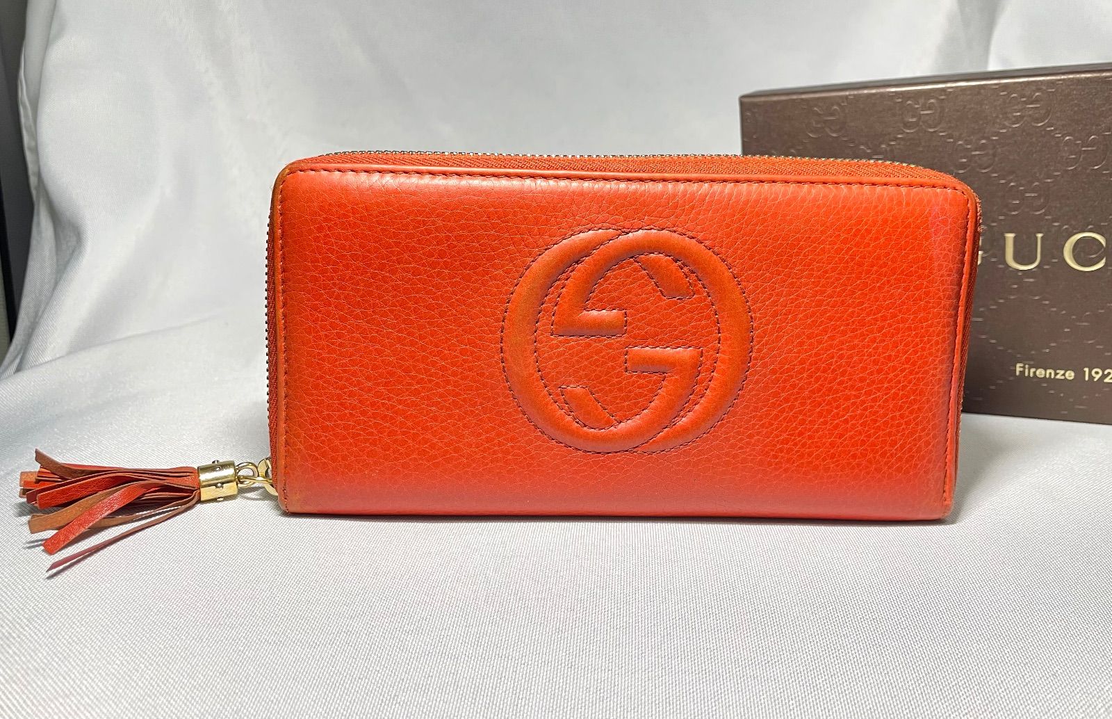 GUCCI グッチ ソーホー SOHO インターロッキングG ラウンドファスナー