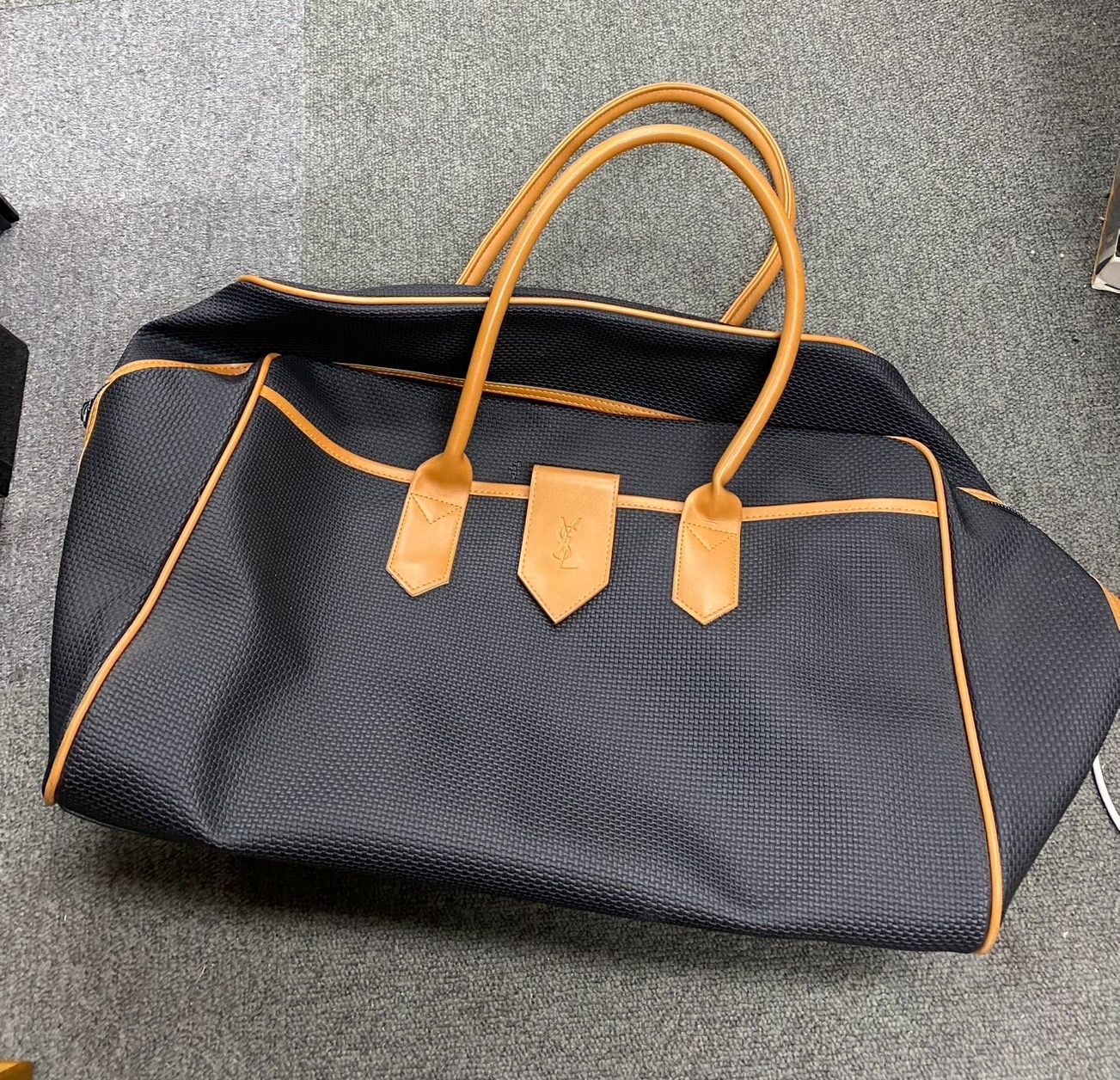 【イヴ・サンローラン】美品 ボストンバッグ 大容量 旅行バッグ ブラック 楽天市場】イヴ サンローラン YVES SAINT LAURENT YSL ボストンバッグ