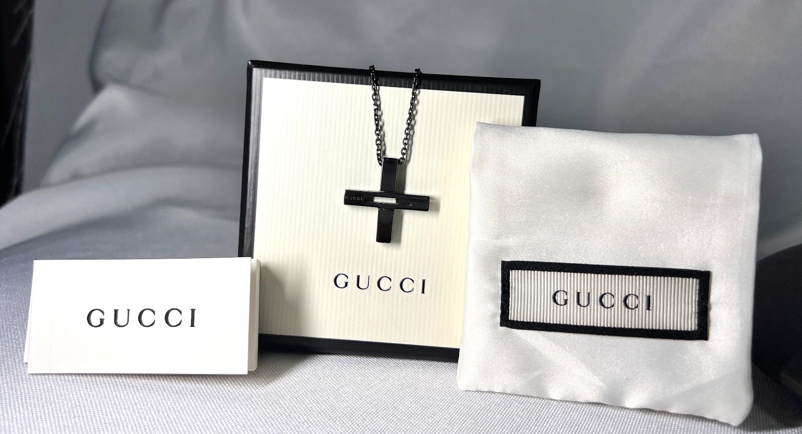 GUCCI グッチ G カットアウト ブランドロゴクロスネックレス ブラックメタリック スターリングシルバー SV 925 付属あり