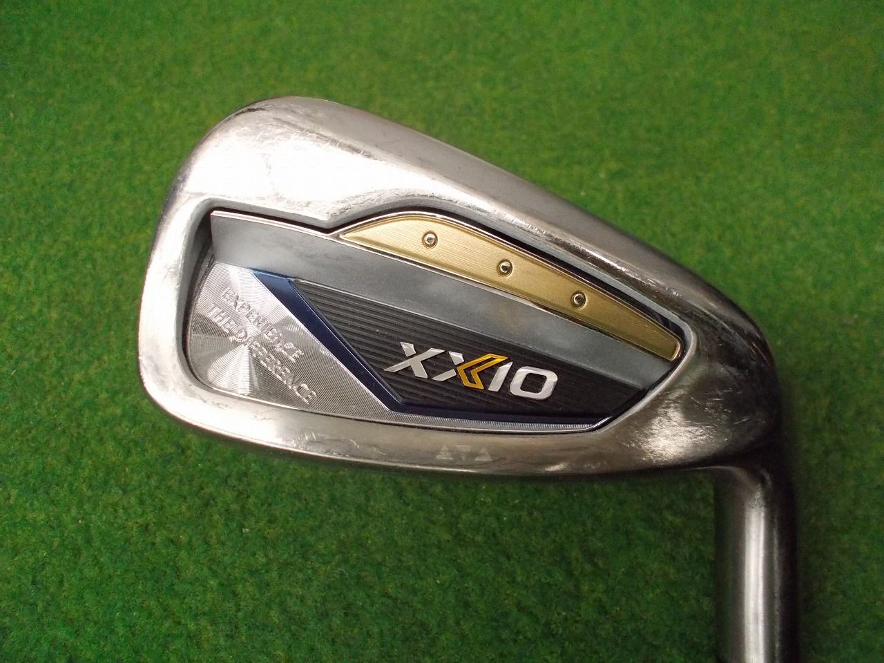 ゼクシオ 13 アイアン | アイアン | 製品情報 | DUNLOP GOLFING WORLD