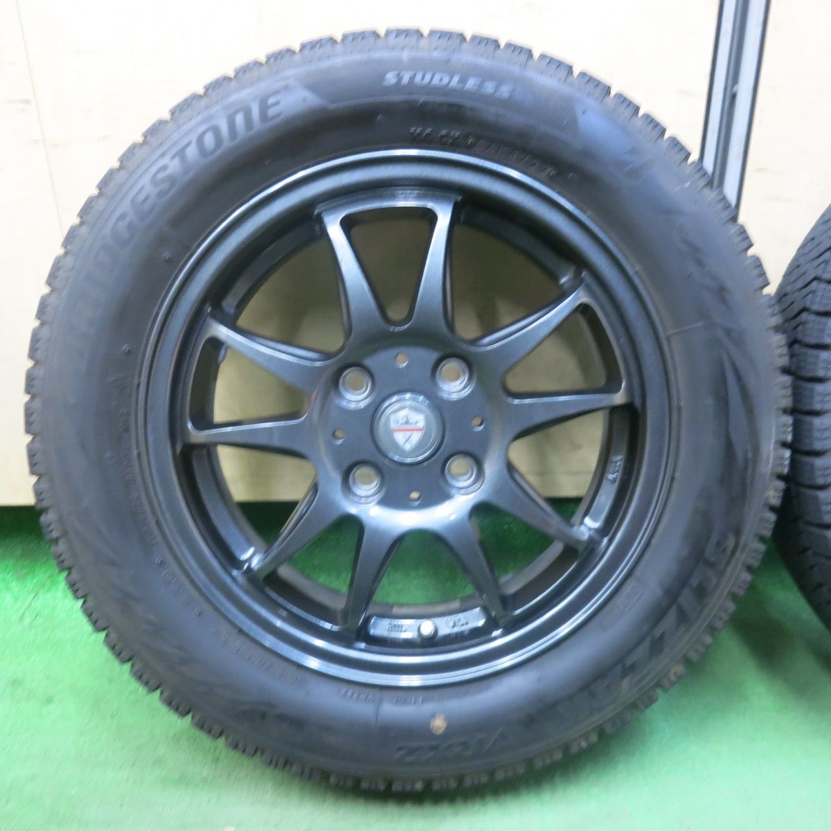 バリ溝 22年 キレイ 8 5分 スタッドレス 165 65 R 14 ブリヂストン ブリザック VRX 2 ESTROSA EST 5 T エステローザ 14インチ ハスラー ソリオ 等 PCD 100 4 H ス