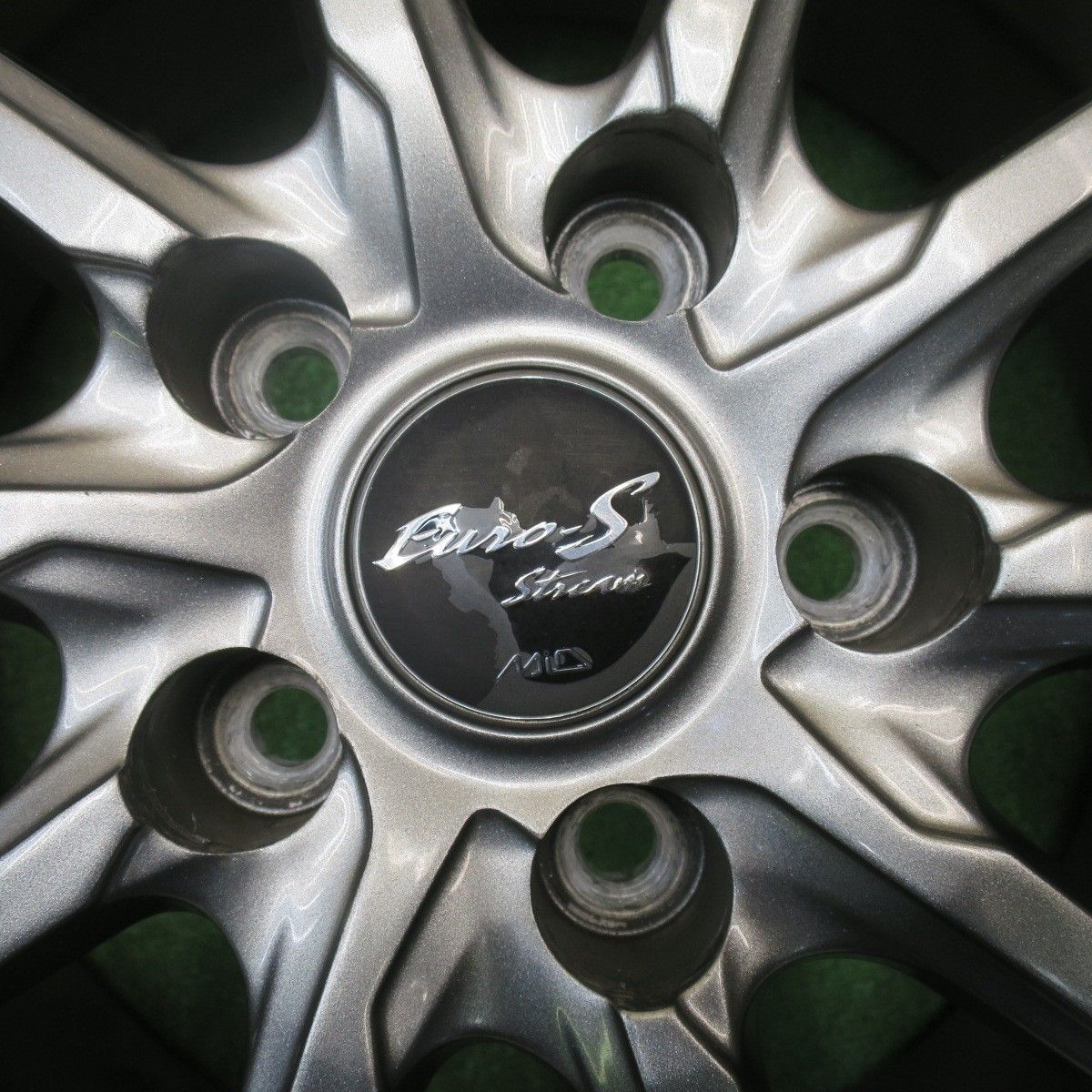  バリ溝 キレイ 9 5分 スタッドレス 205 60 R 16 ヨコハマ アイスガード iG Euro S Stream MiD 16インチ PCD 114 3 5 H ス 16インチ タイヤ ホイールセット