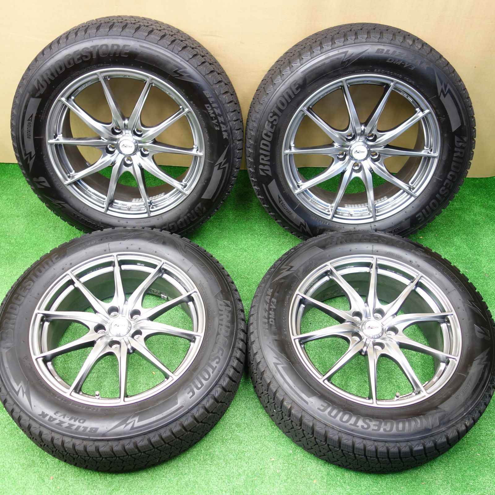 バリ溝！23年！キレイ！9.5分☆レクサス 等 LEGCERA NX5 235/60R18 