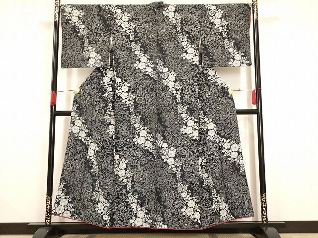 MO-00281 上質な小紋 辻が花 黒地 正絹 逸品 - メルカリ