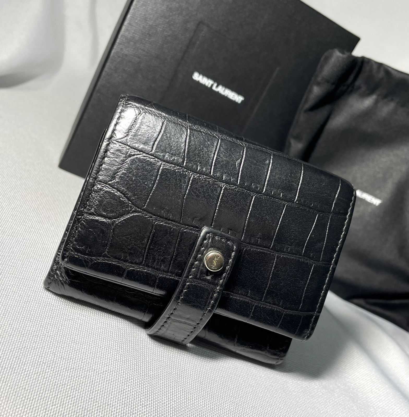 Saint Laurent Paris サンローランパリ 三つ折りレザー財布 黒 YSL クロコダイル 型押し コンパクトウォレット 付属あり