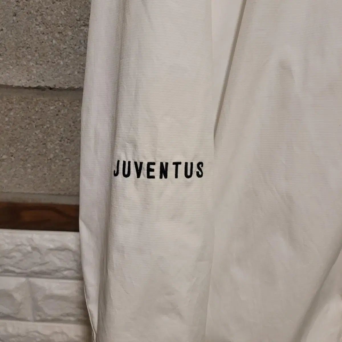 ナイキ 05 ユヴェントス ウィンドブレーカー セール中 L Nike ナイキ