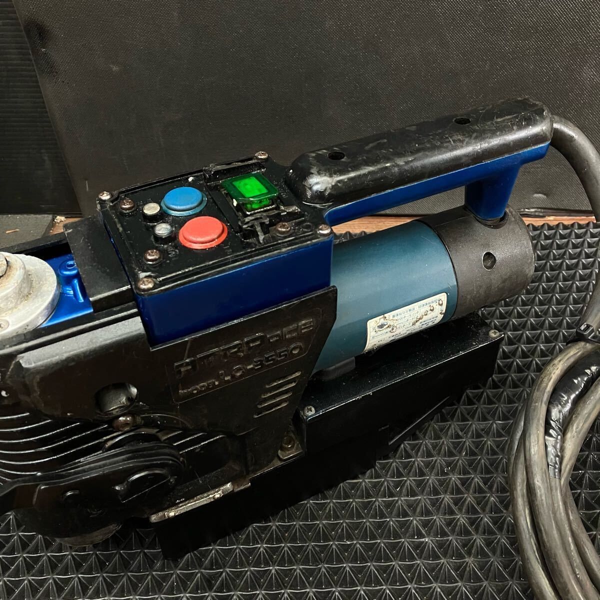  日東工器 lo 3550 磁気ボール盤 アトラエース 替刃 ジェットブローチ 3本付き 作業工具セット 作業用エプロン 穴あけ機 電動工具 エア工具