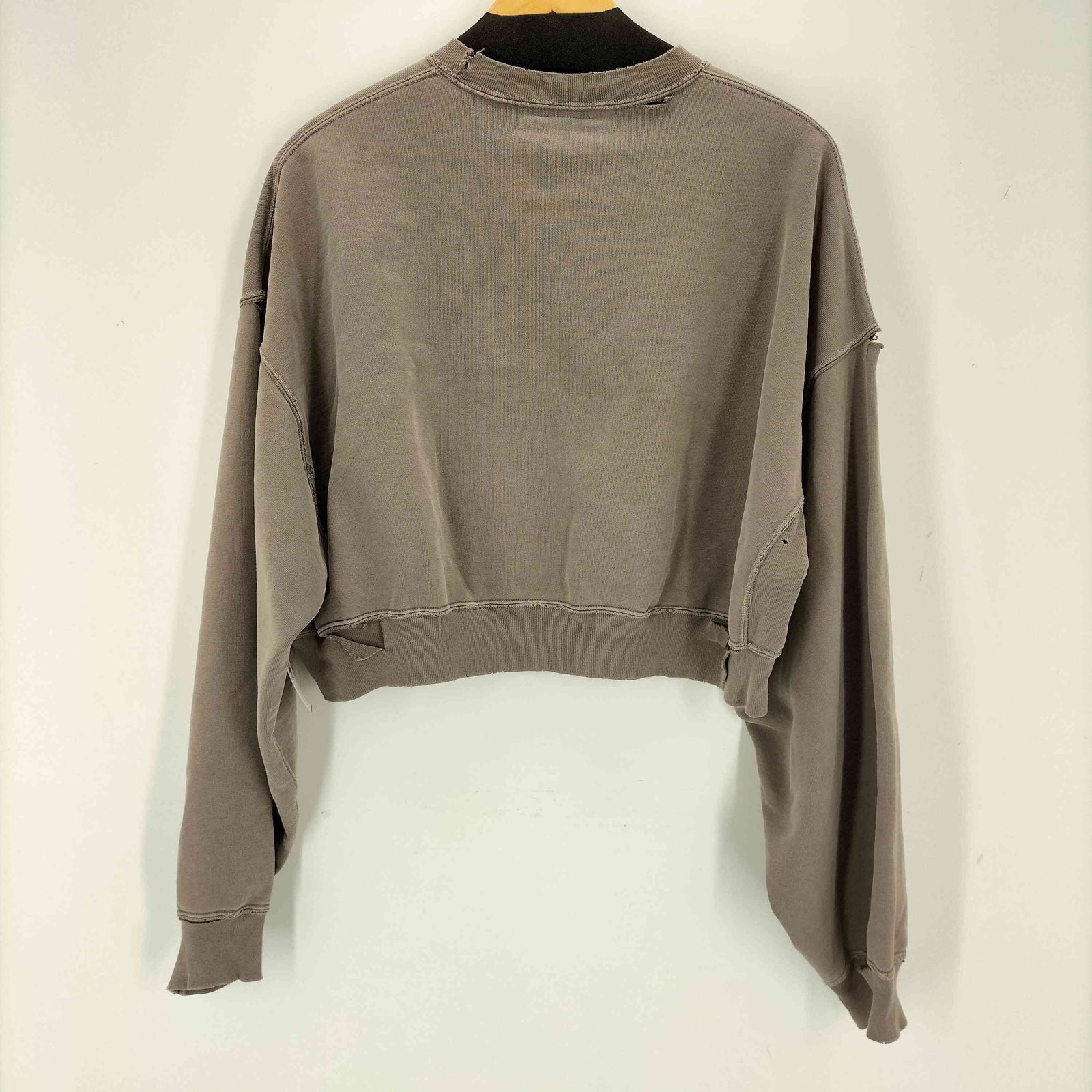 REMI RELIEF SHISHIKUI クロップドクルーネックスウェット REMI RELIEF SHISHIKUI クロップドクルーネックスウェット - メルカリ