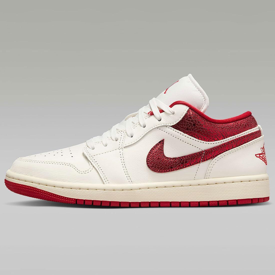 ナイキ エア ジョーダン 1 ロー SE W AIR JORDAN LOW セイル チームレッド バーシティレッド HJ 9338 106 26 5 cm