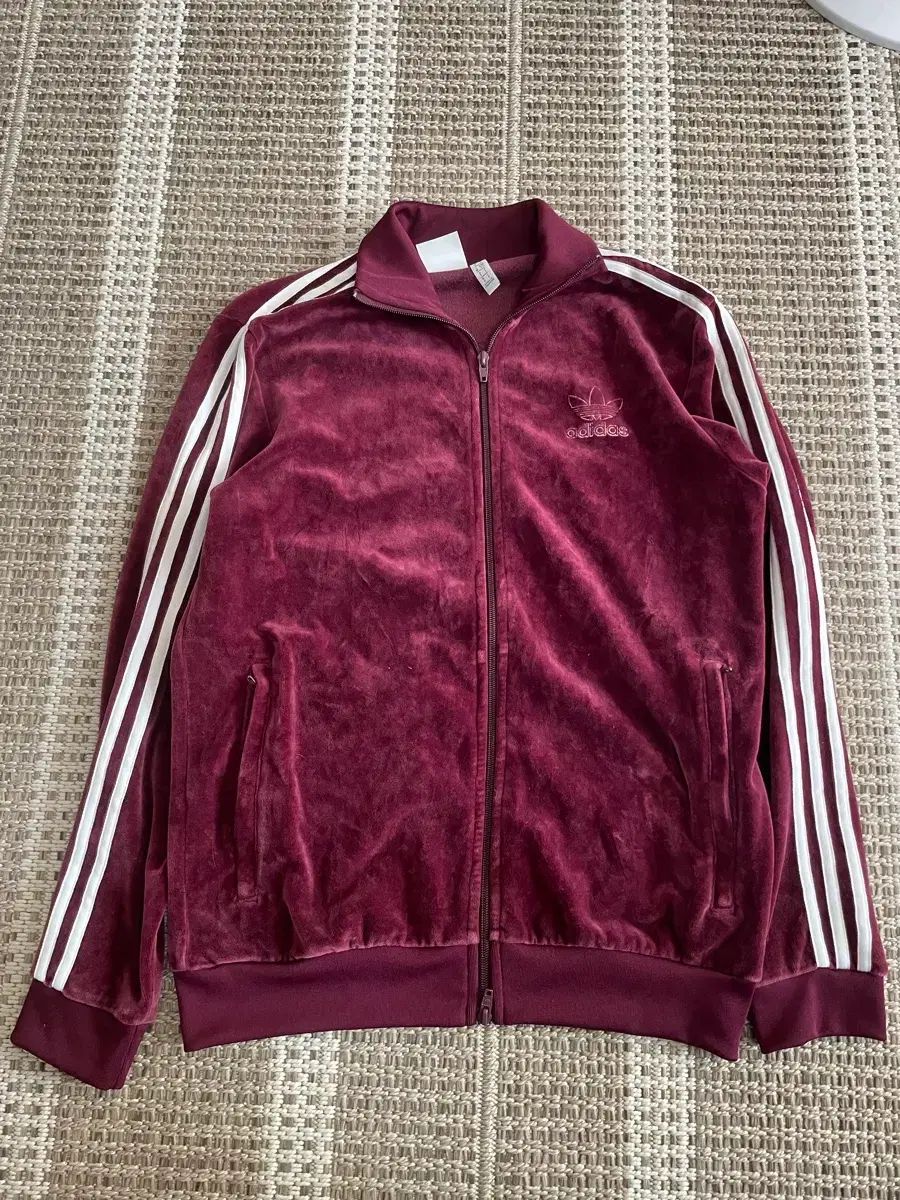 adidas アディダス ツアーベルベット ジャージ トップス バーガンディ 3本線 M