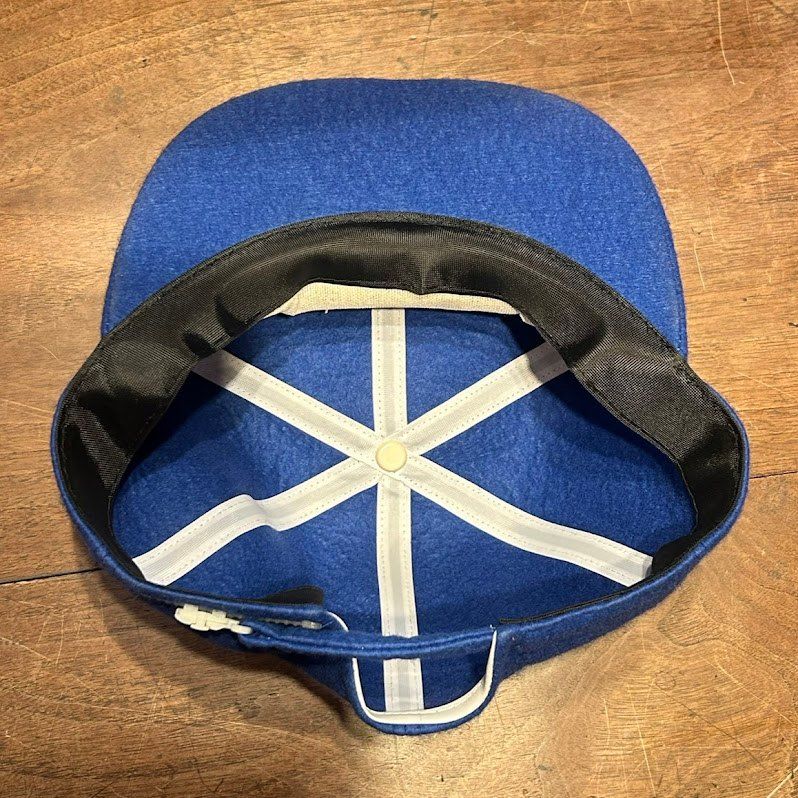 ☆クイズ100人に聞きました ノベルティー帽子 ブルー - メルカリ