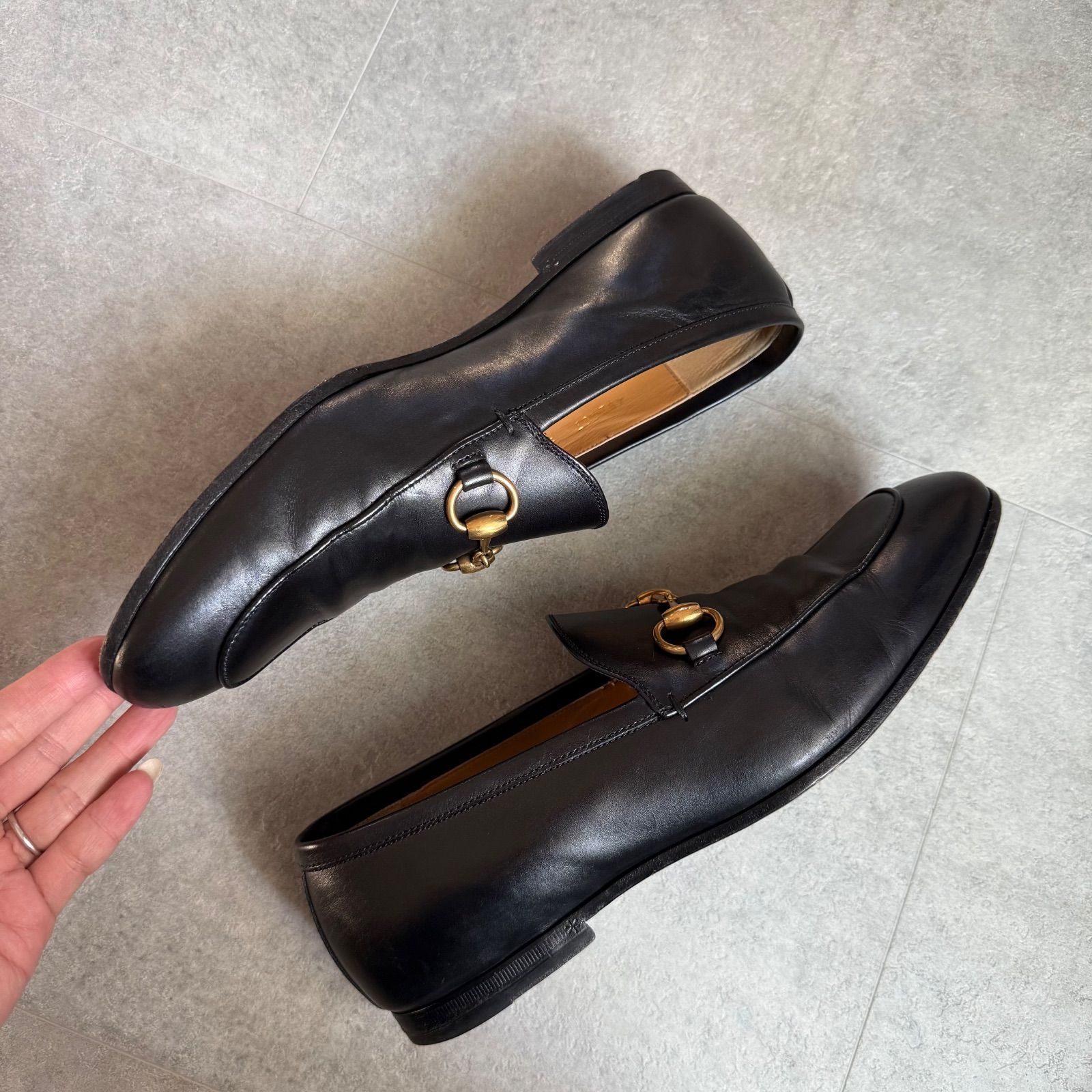GUCCI グッチ ヨルダーン ホースビットローファー ブラック ゴールド 