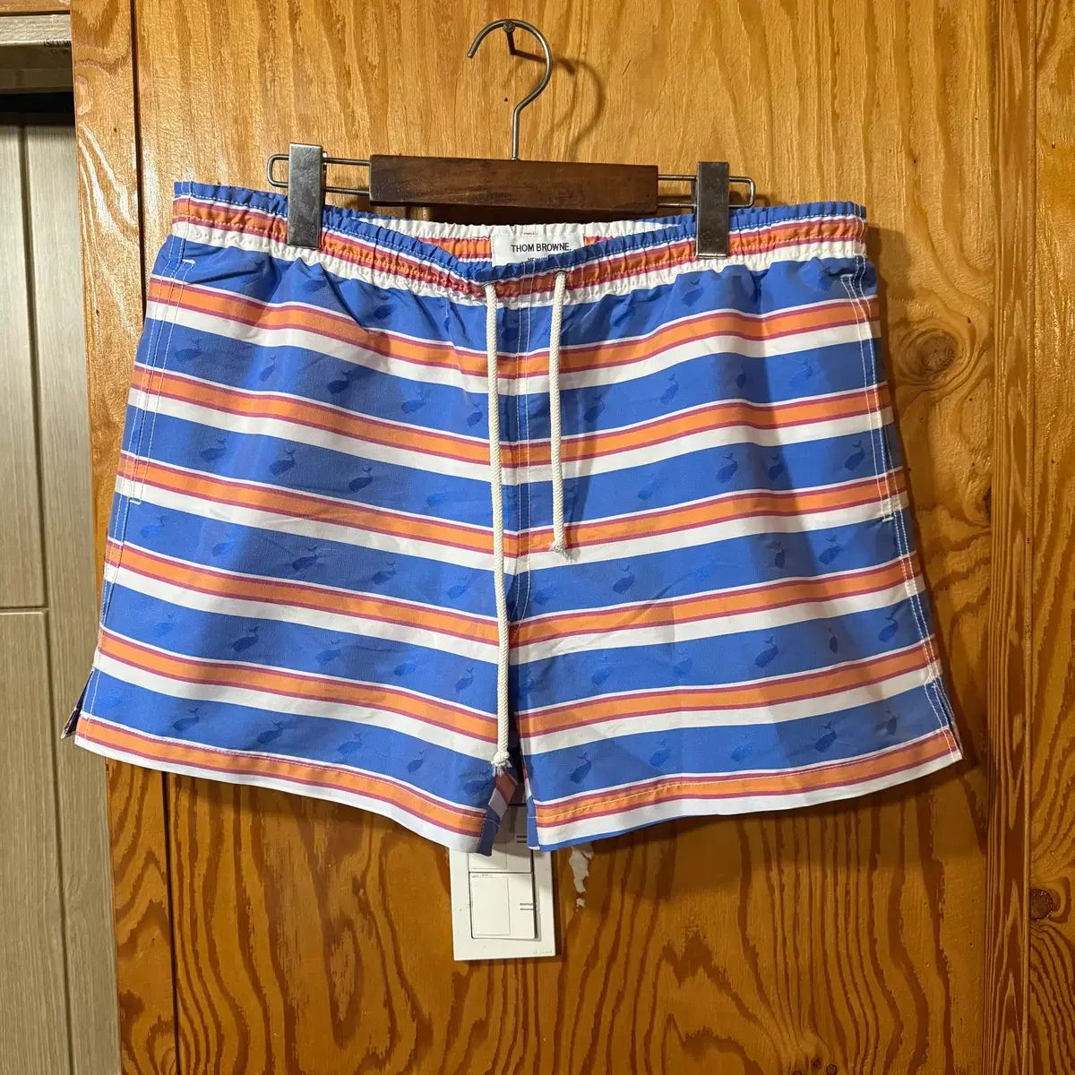 トムブラウン ドルフィン ハーフパンツ