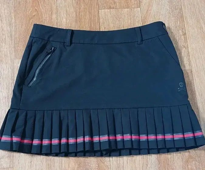 MARK - LONA マークアンドロナ ゴルフ スカート 38