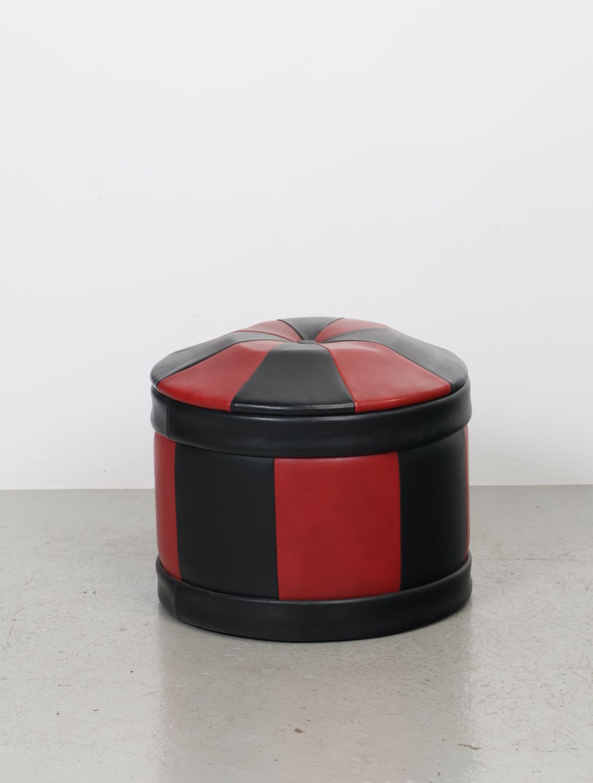 1960年代 ヴィンテージ レッド ブラック スカイレザー スツール オットマン