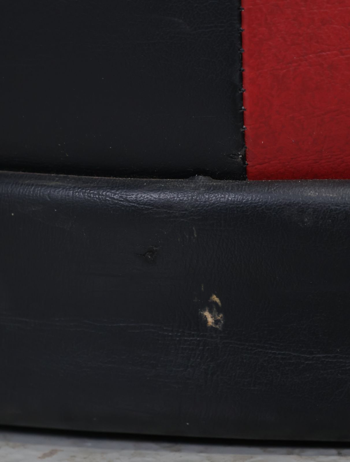 スカイレザー スツール