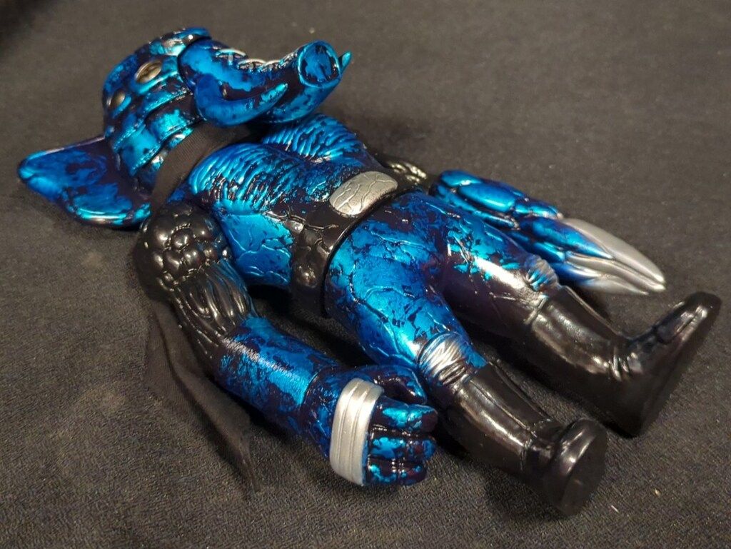 NEO ONE REALHEAD エレマックス 黒成型/ブルー/銀塗装 - メルカリ