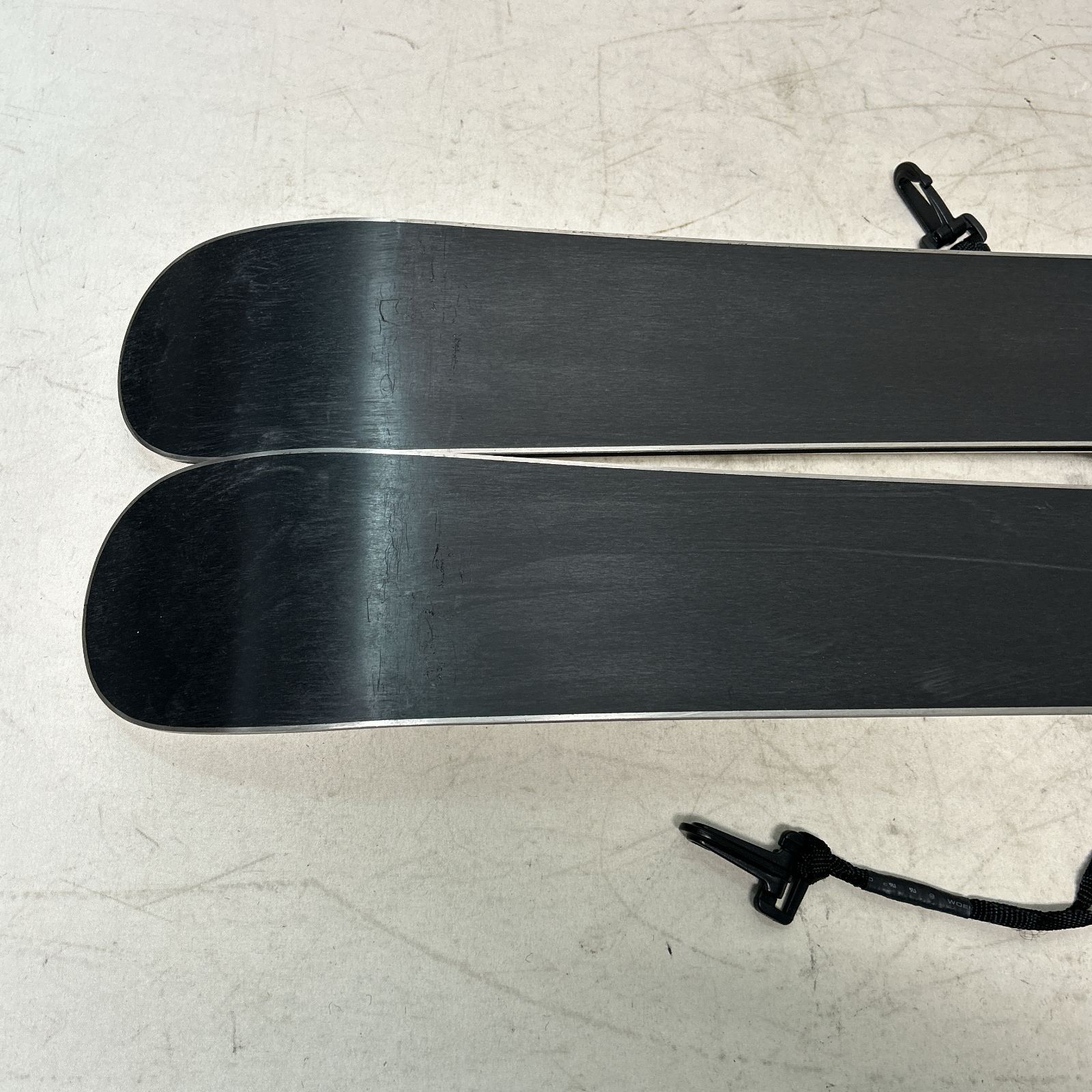 ウィンタースポーツ ROSSIGNOL ロシニョール SCRATCH Xショートスキー