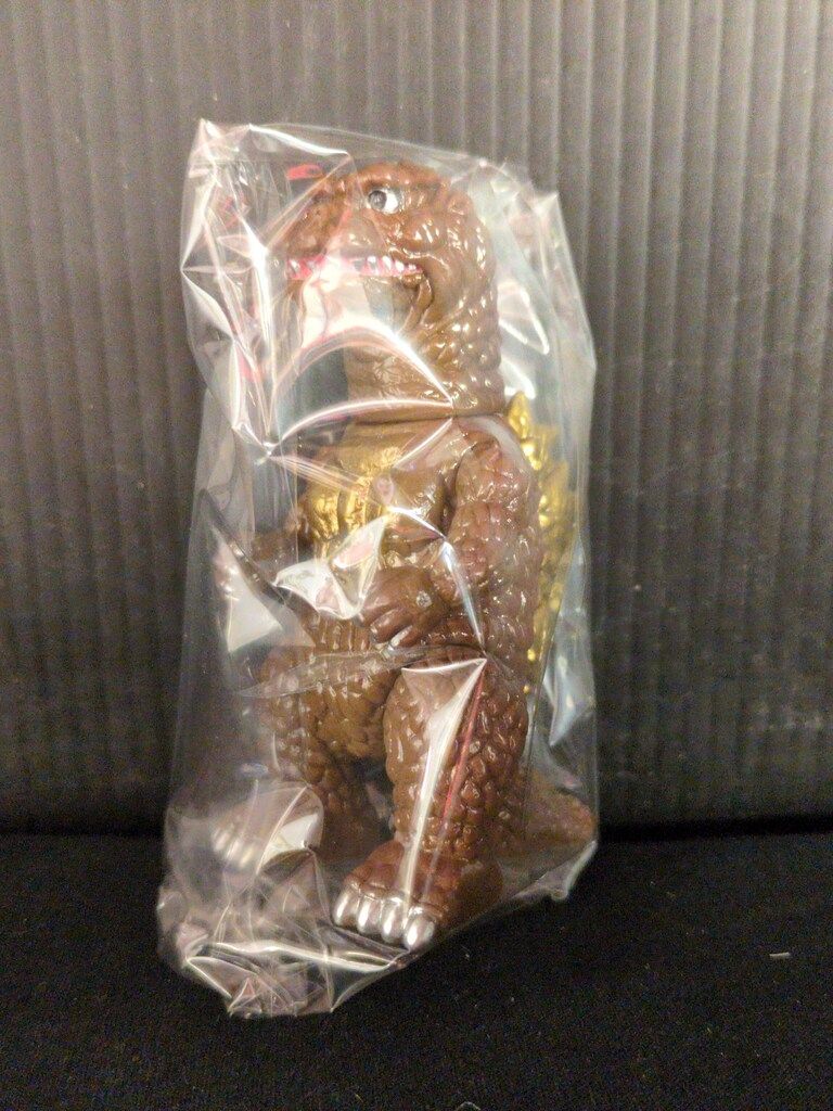 LESTANG NICOLAS 創世の大怪獣 KOZILLA MINI 茶成型 - メルカリ