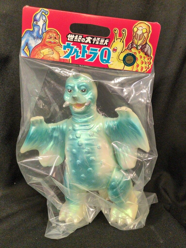 M1号 世紀の大怪獣 ブルマァク復刻 ペギラ蓄光 TSUBURAYA CONVENTION