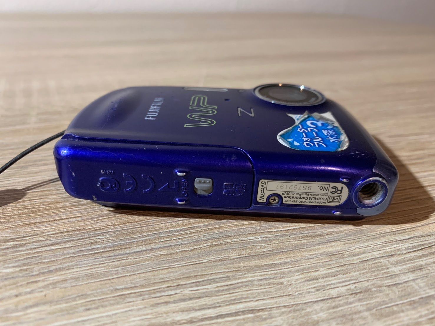 FUJIFILM FinePix Z33WP ブルー　コンデジ　デジカメ FUJIFILM フジフィルム FinePix Z33WP ブルー 富士フイルム、防水