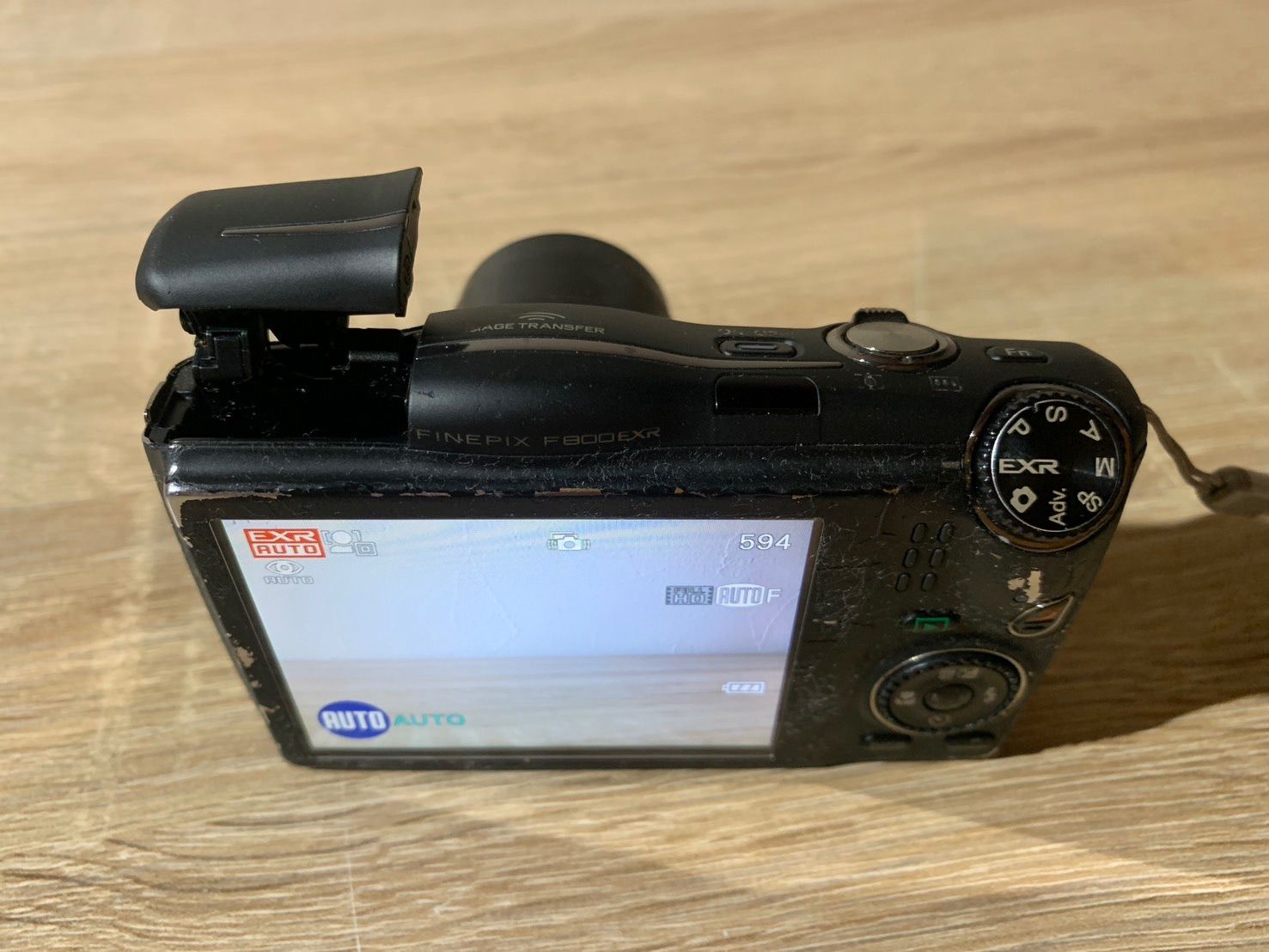 6871 FUJIFILM FinePix F800EXR ブラック デジカメ 動作確認済み