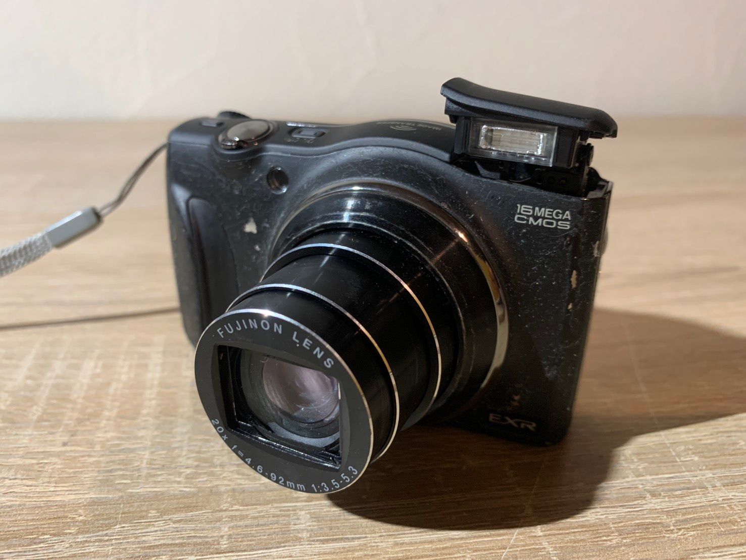 6871 FUJIFILM FinePix F800EXR ブラック デジカメ 動作確認済み