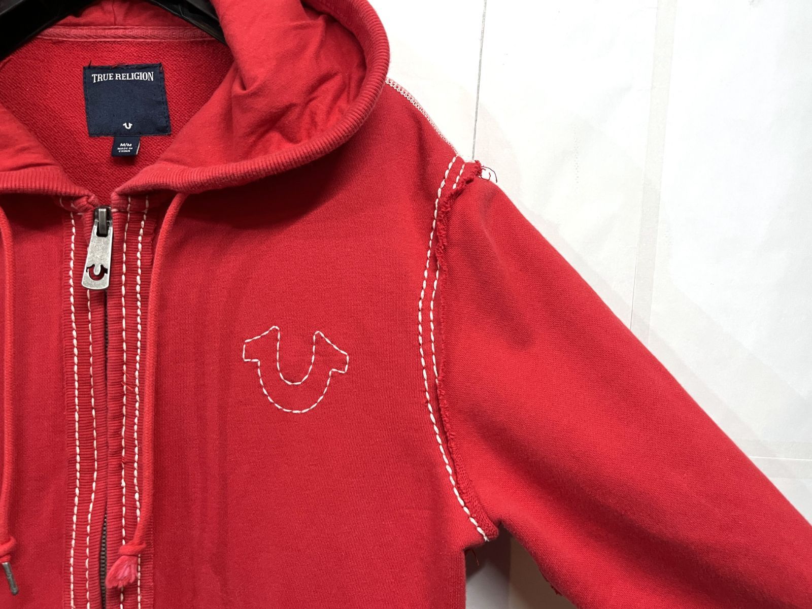 True Religion 白ステッチ ジップ パーカー True Religion 白ステッチ ジップ パーカー True ジップ Religion