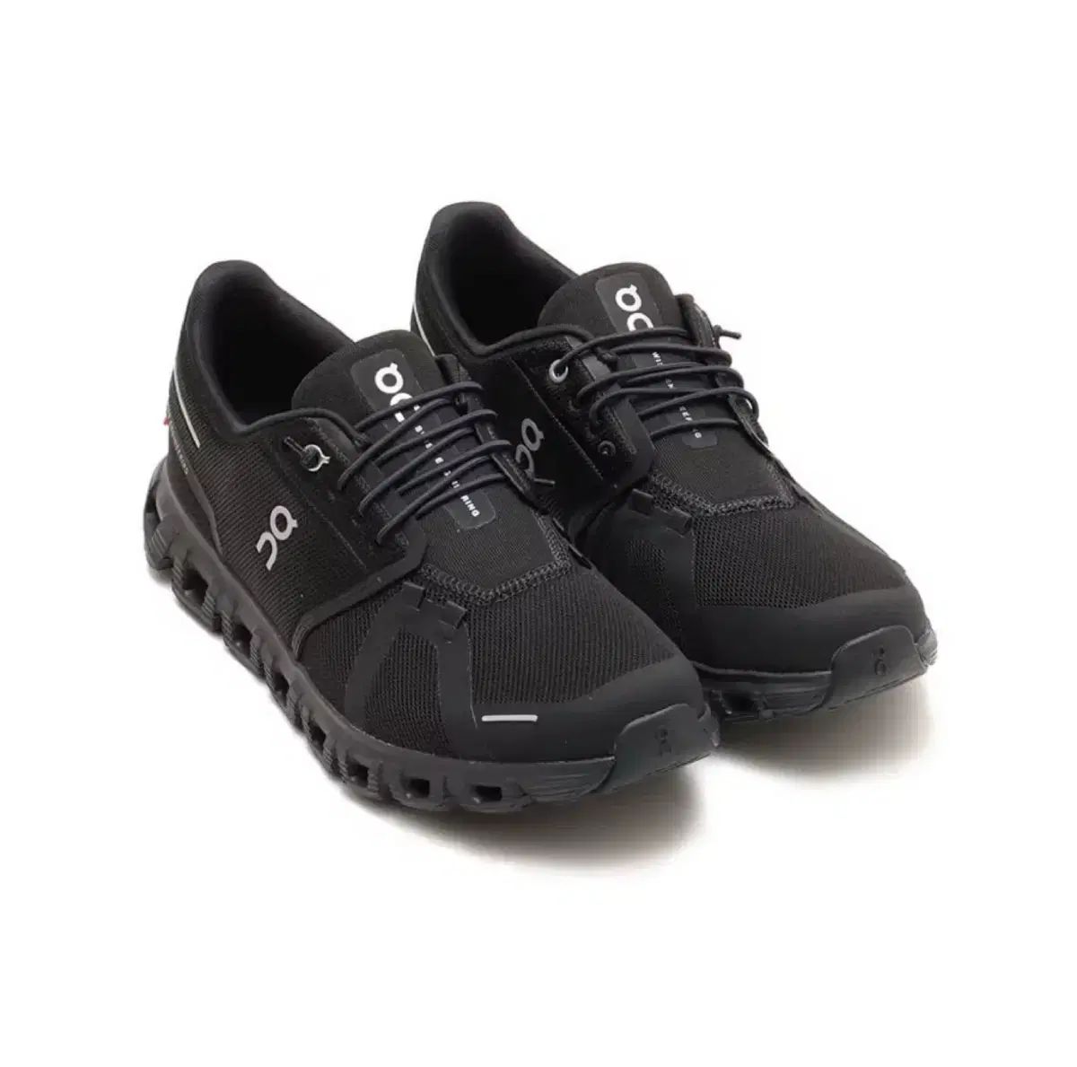 オン ランニング クラウド 6 ウォータープルーフ ランニングシューズ 245