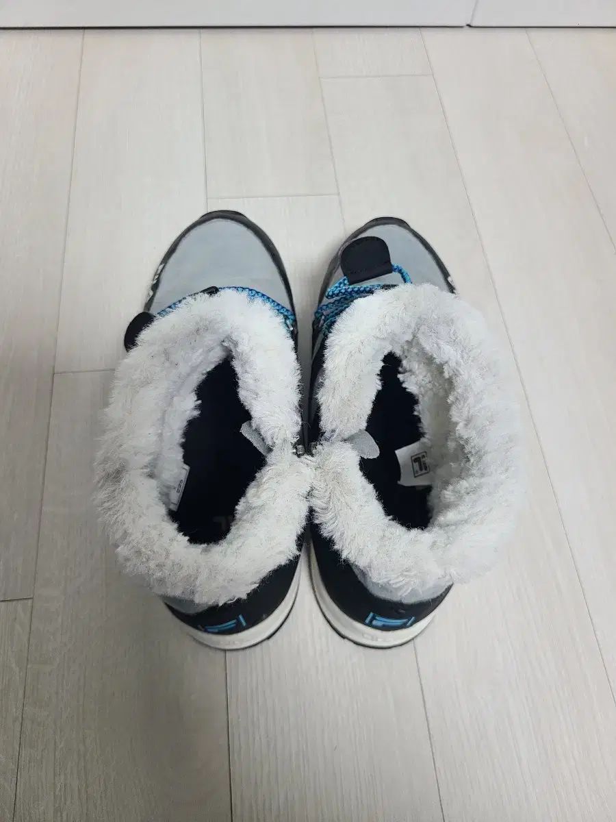 フィラ FILA キッズ l BOOTS ブーツ ブーツの通販 スノー KD ファー a. &frasl; 17-22 防寒 - 子供服
