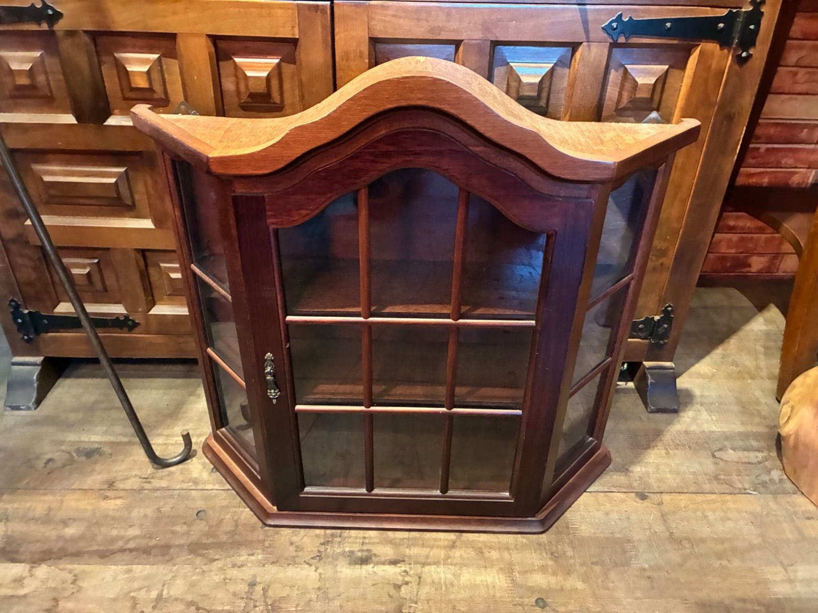 アンティーク レトロ ウォールキャビネット 飾り棚 壁掛け ショーケース ディスプレイ棚 インテリア