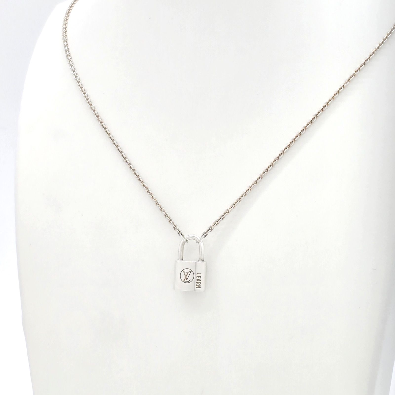 LOUIS VUITTON ルイヴィトン Q03273 ペンダント シルバー・ロック