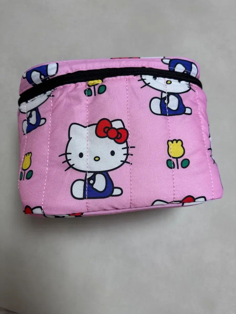 ハローキティ ピンク