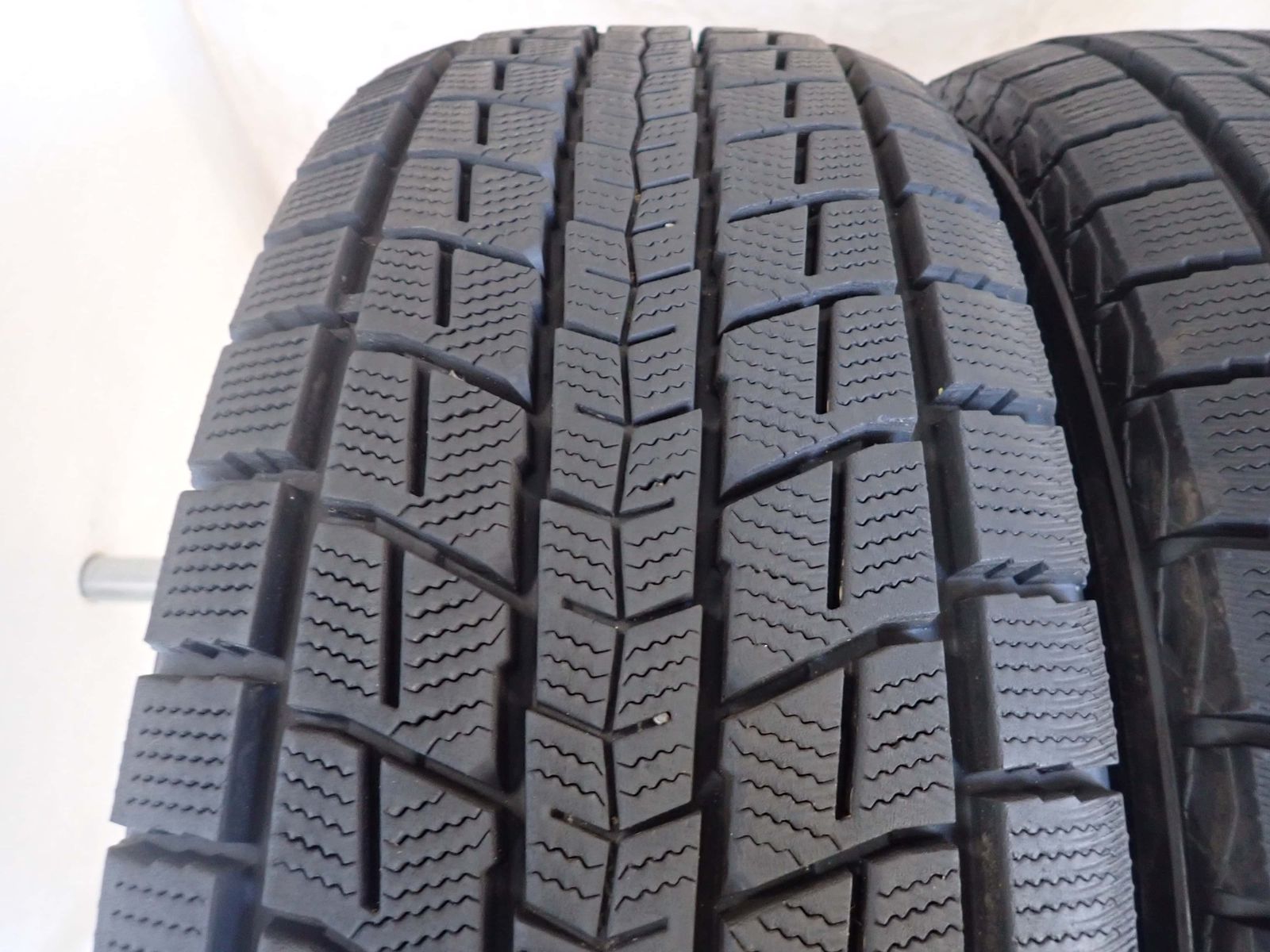 冬4本SET 会社宛 265 70 R 17 115 Q ダンロップ WINTER MAXX SJ 8 製 FJクルーザー プラド ハイラックス パジェロ NO W 1833