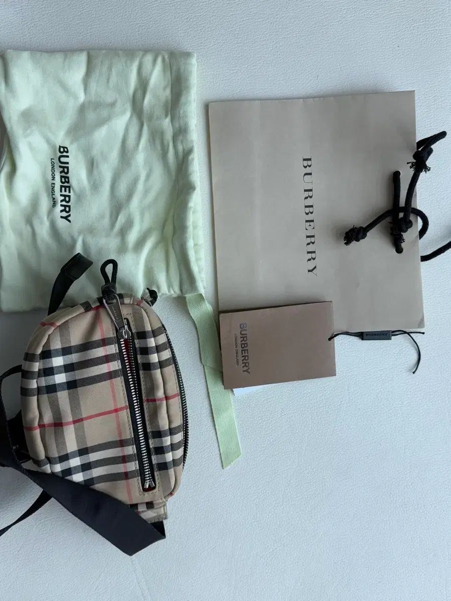 バーバリー チェック ミニ クロスバッグ ベルトバッグ