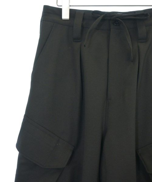 3 カーゴパンツ