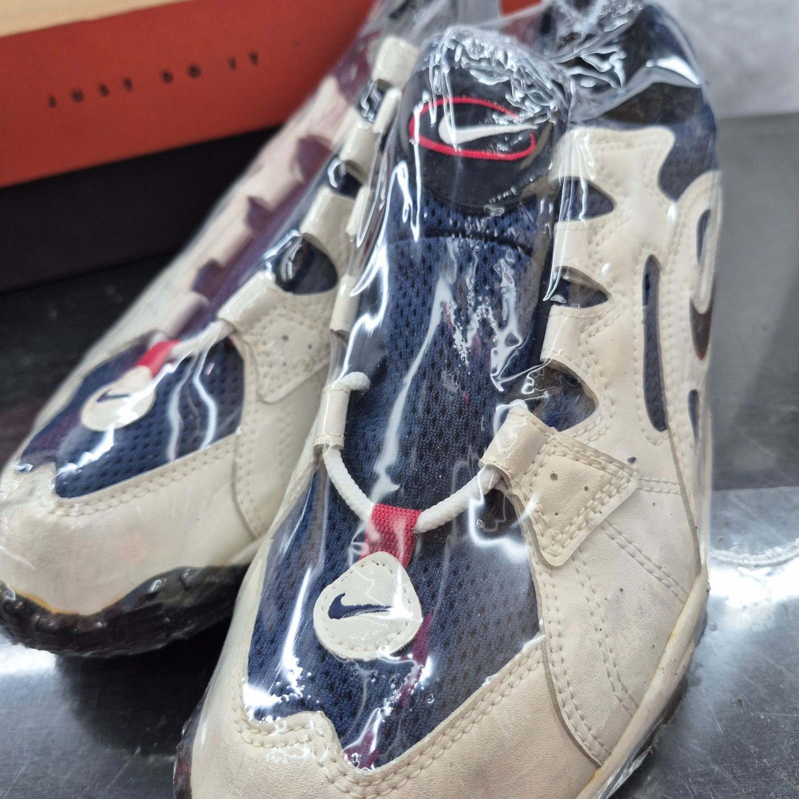 お店フォローで割引クーポン発行中！】【コレクターズアイテム】1996