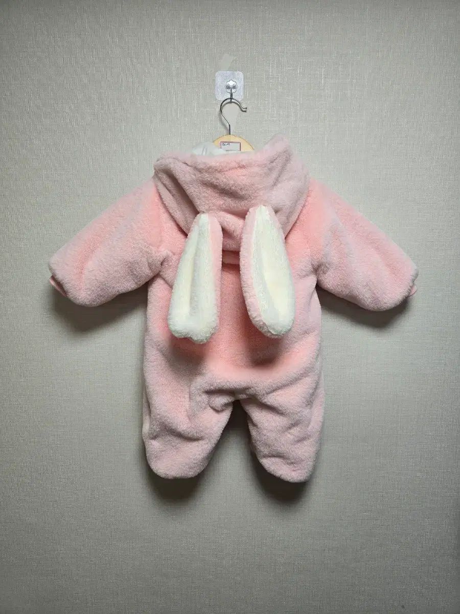 赤ちゃん ピンク ハート ファー 宇宙服