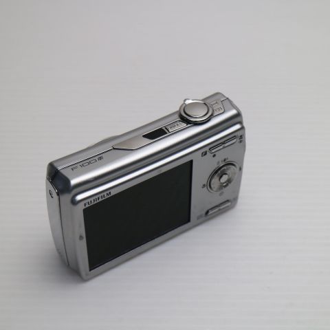 超 FinePix F 100 fd シルバー デジカメ デジタルカメラ 本体 09000
