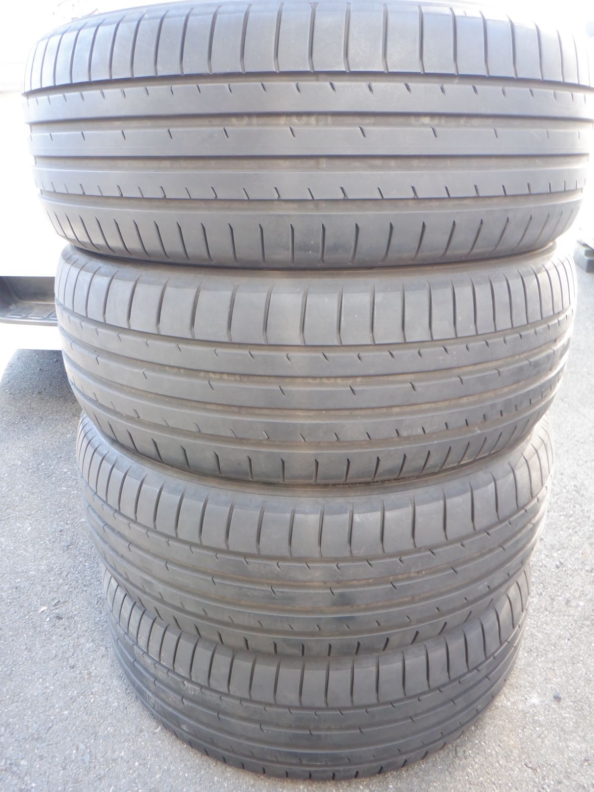 235 50 R 20 ４本 トーヨープロクセススポーツ CX 60 80 レクサスNX ソルテラなど アルファード RX ハリアー流用