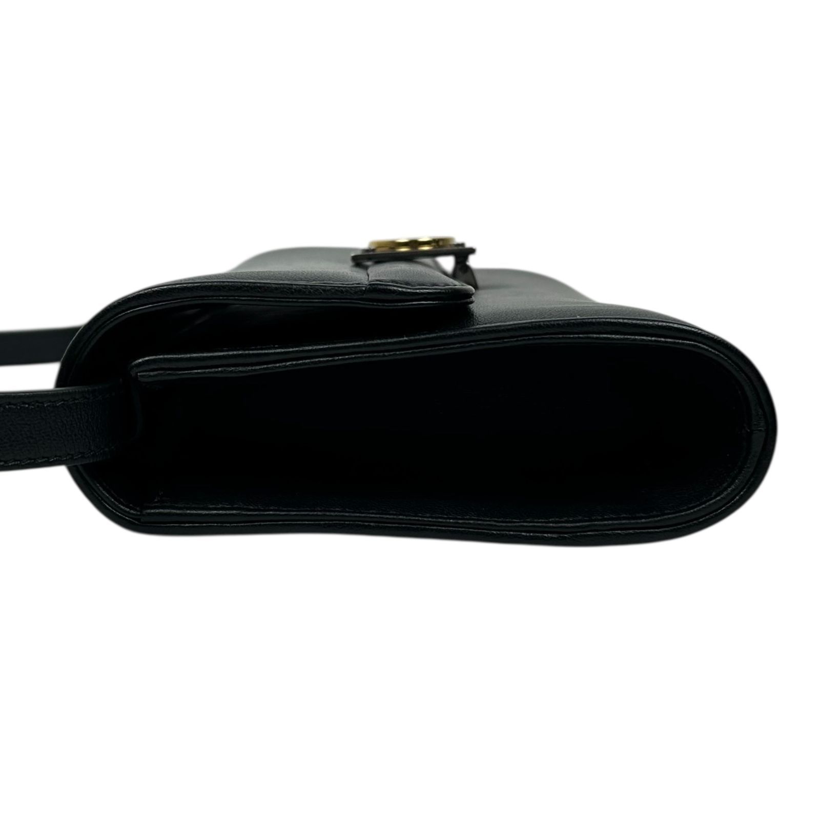 専用■グッチ ショルダーバッグ インターロッキング ロゴ型押し 黒 ゴールド金具 GUCCI 】グッチ インターロッキングG ショルダーバッグ 628521 レザー