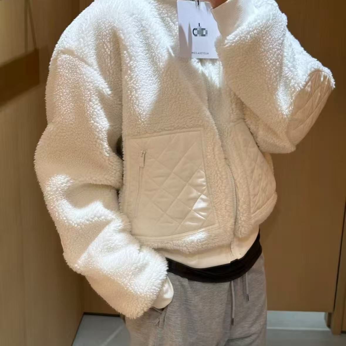 ALO YOGA ホワイト|ブラック アウタージャケット S M Lサイズ