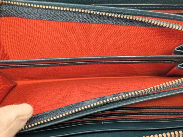 未使用 ヴィヴィアンウエストウッド 長財布 ラウンドファスナー ジップ