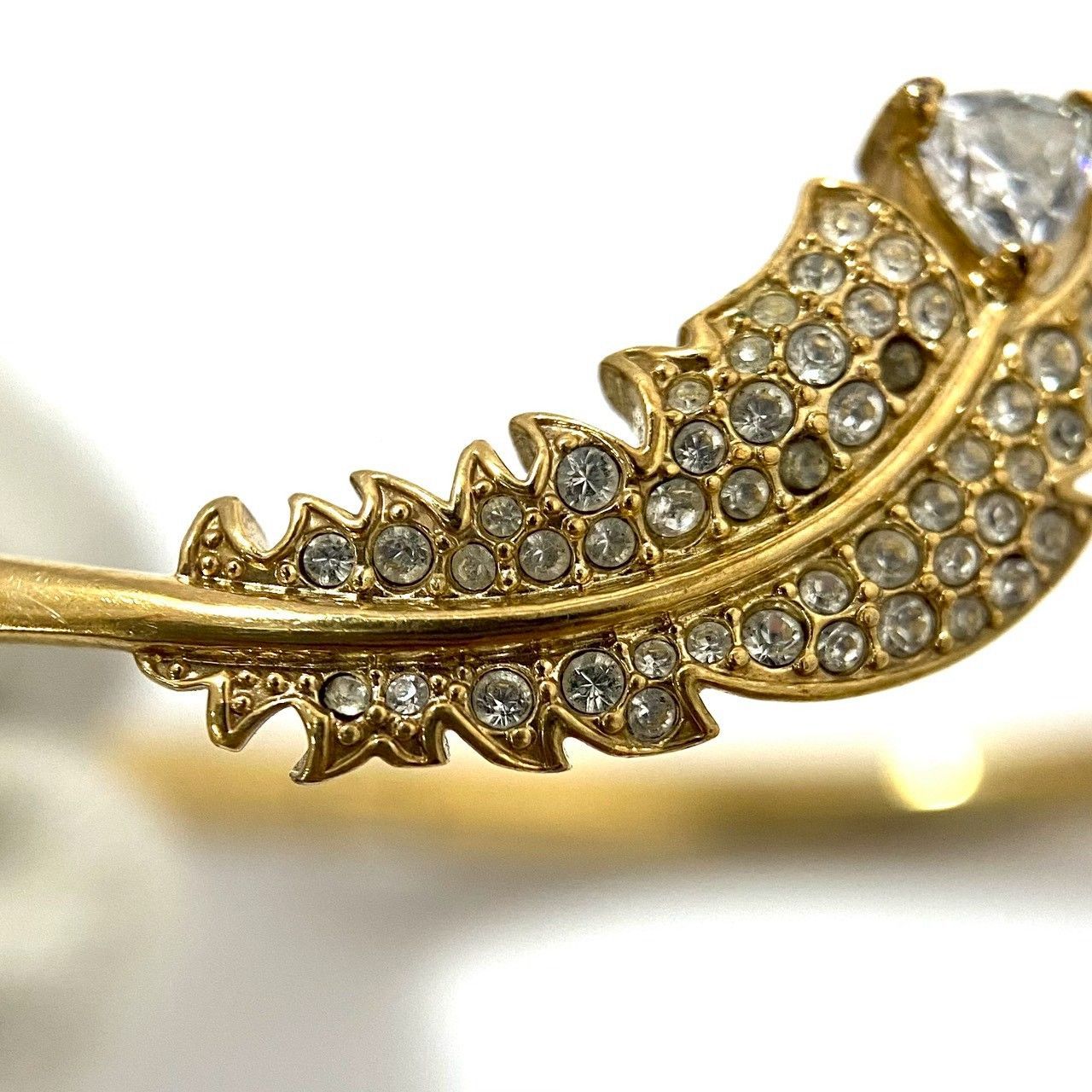 CH【SWAROVSKI】Nice バングル 羽/フェザー ゴールド/金カラー