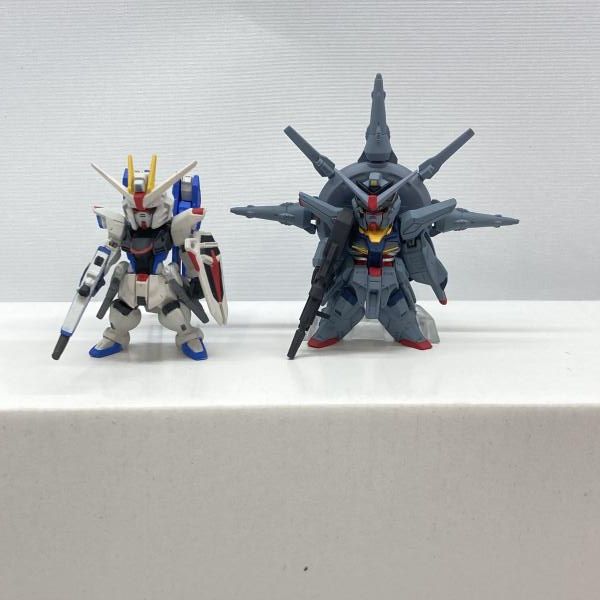 中古】バンダイ FW GUNDAM CONVERGE SP07 フリーダムガンダム