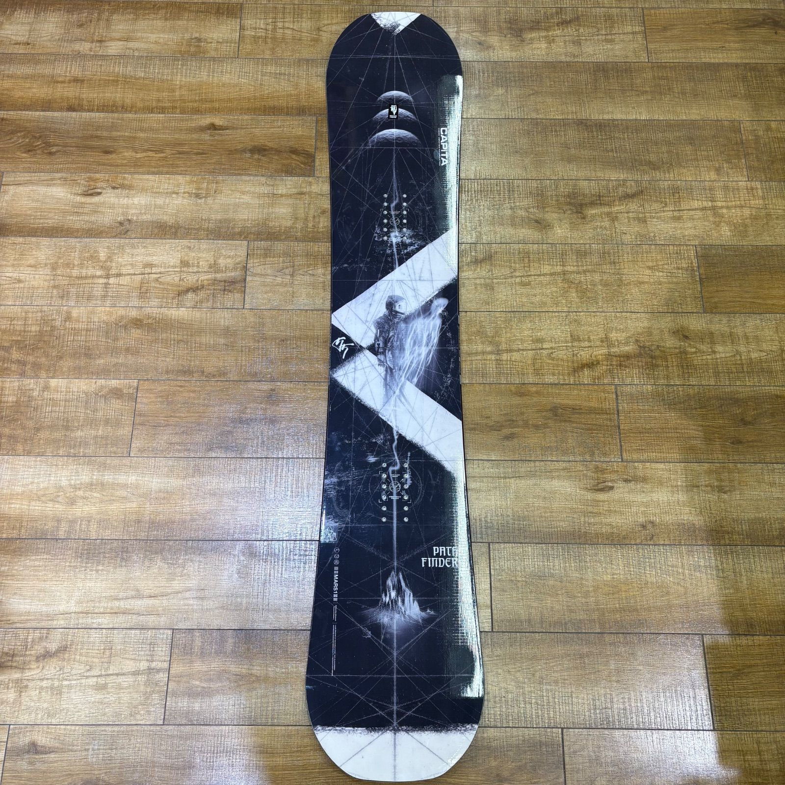 USED SNOWBORD】CAPiTA PATHFINDER 155 - メルカリ