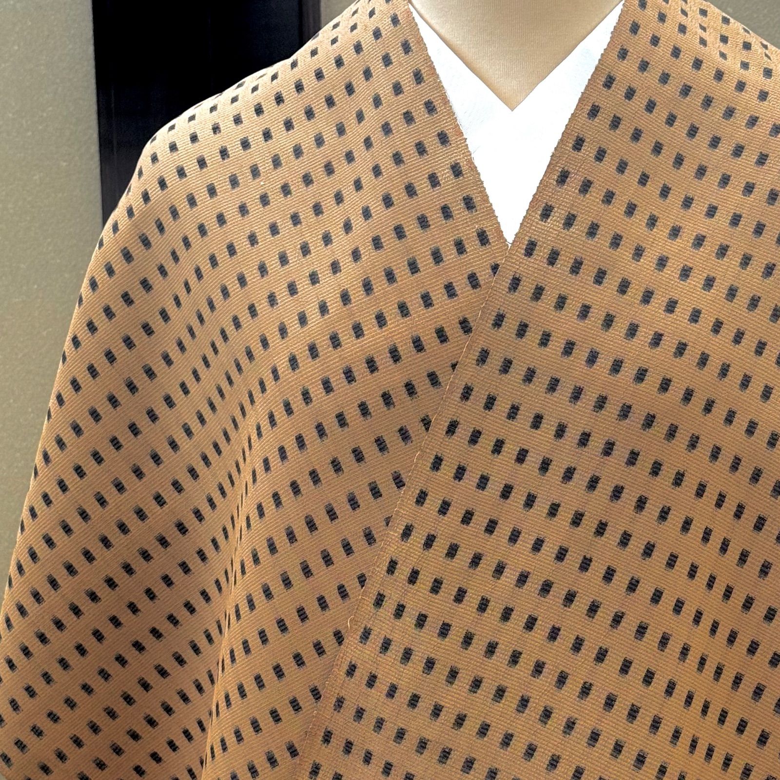 本塩沢お召 四角絣 豆腐絣 中田屋織物 0245